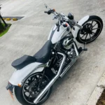 350663-harley-davidson-softail-breakout-20250118140654243888.webp