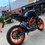 384696-ktm-duke-390-abs-20250811155152432965.webp