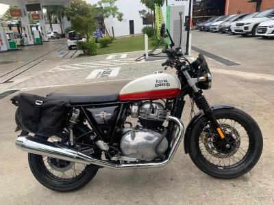 395925-royal-enfield-interceptor--20251013150949305093.webp