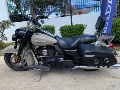 397577-harley-davidson-road-king-classic-20251022143800827619.webp